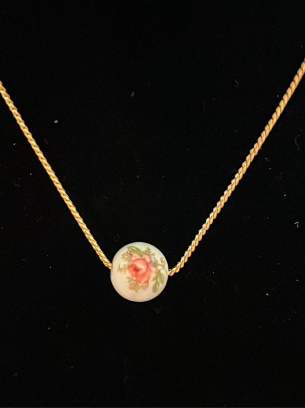 Vintage Rose Short Gold Necklace